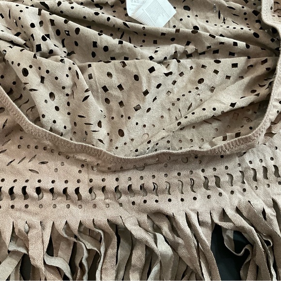 🛑🛑🛑CHIC BEACH COVERUP - Picture 4 of 8